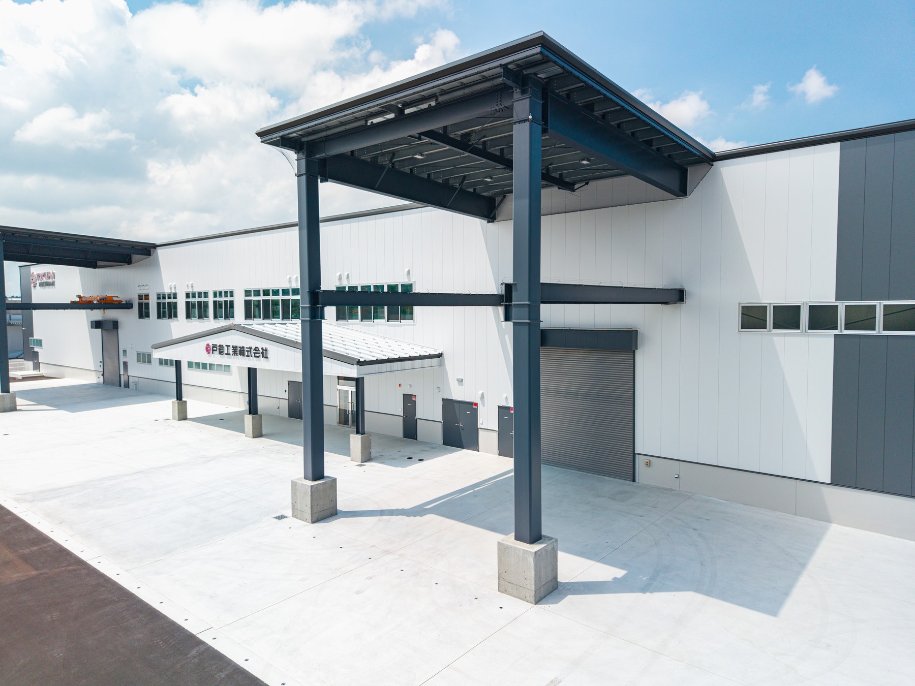 富山工場 外観